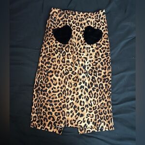 Collectif leopard print pencil skirt with velvety heart pockets